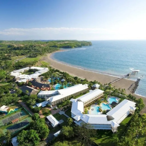 COSTA RICA EXTRAORDINÁRIA — RÉVEILLON ENTRE FLORESTAS TROPICAIS, LITORAL DO PACÍFICO E VULCÕES 